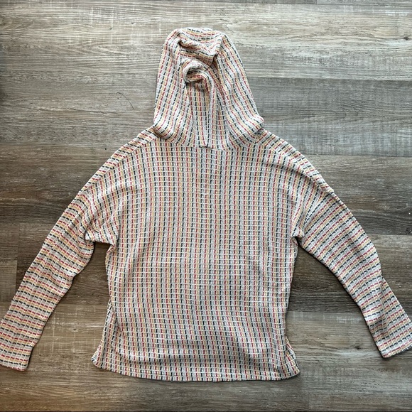 3/$25 Paper Crane hooded sweater Small - Picture 8 of 9